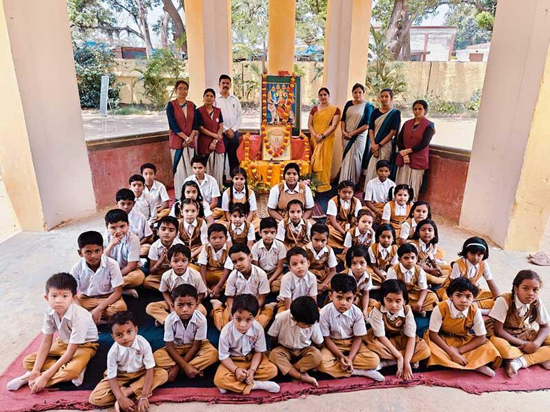 MVM Pratappur: Maha Ashtami celebration was organized at Maharishi Vidya Mandir Pratappur.