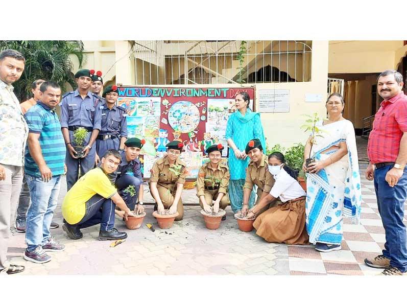 MVM Silpukhuri : Group Photo of NCC cadets of Maharishi Vidya Mandir Guwahati after cleansing premises.